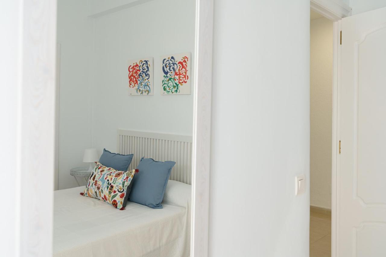 Maisuit Apartment Malaga City Center Екстериор снимка