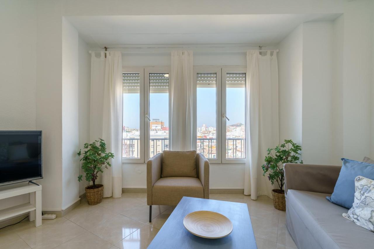 Maisuit Apartment Malaga City Center Екстериор снимка