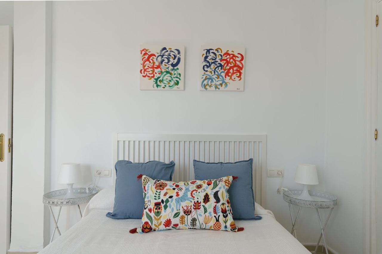 Maisuit Apartment Malaga City Center Екстериор снимка